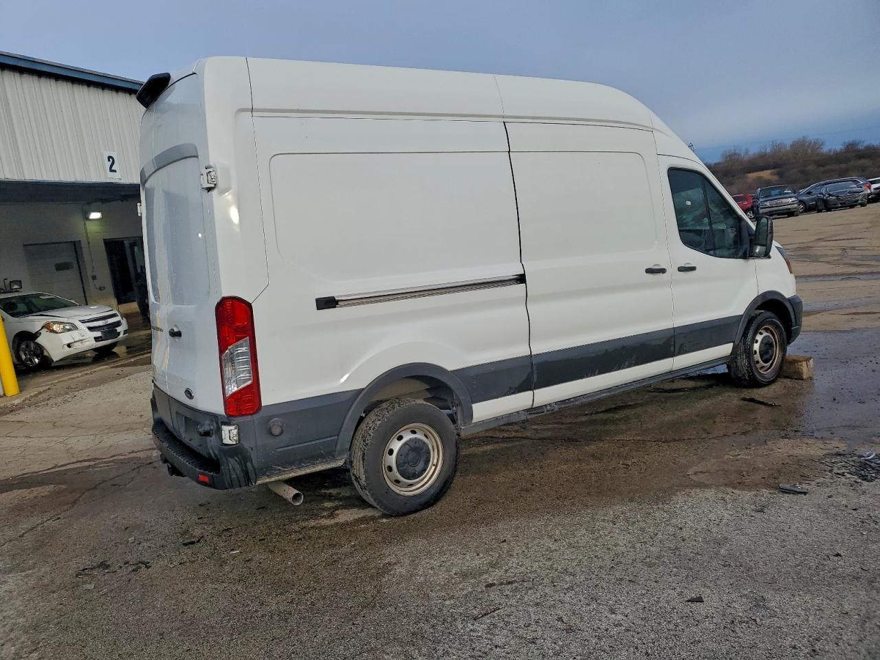 2020 Ford Transit T-250 - zdjęcie 3