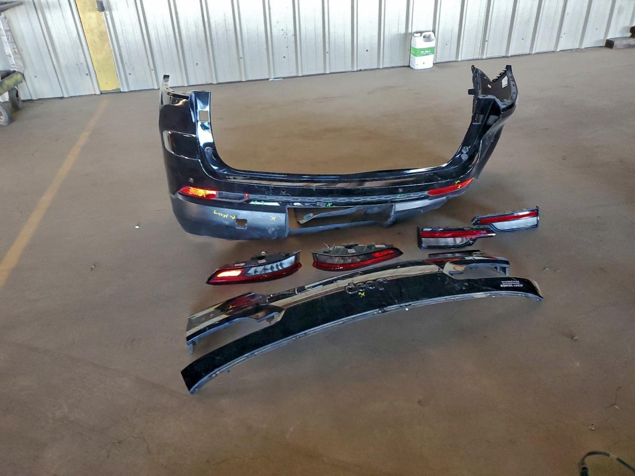 2023 Jeep Grand Cherokee L Laredo - zdjęcie 13