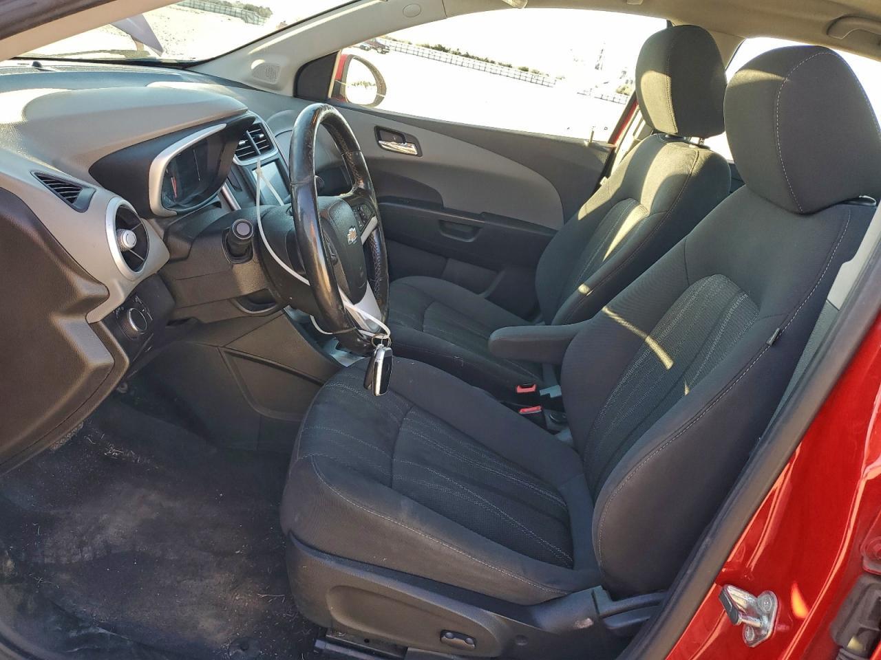 2017 Chevrolet Sonic Lt - zdjęcie 7