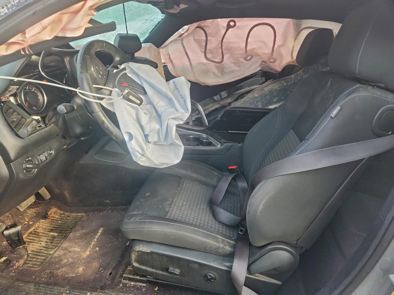 2017 Dodge Challenger Sxt - zdjęcie 7