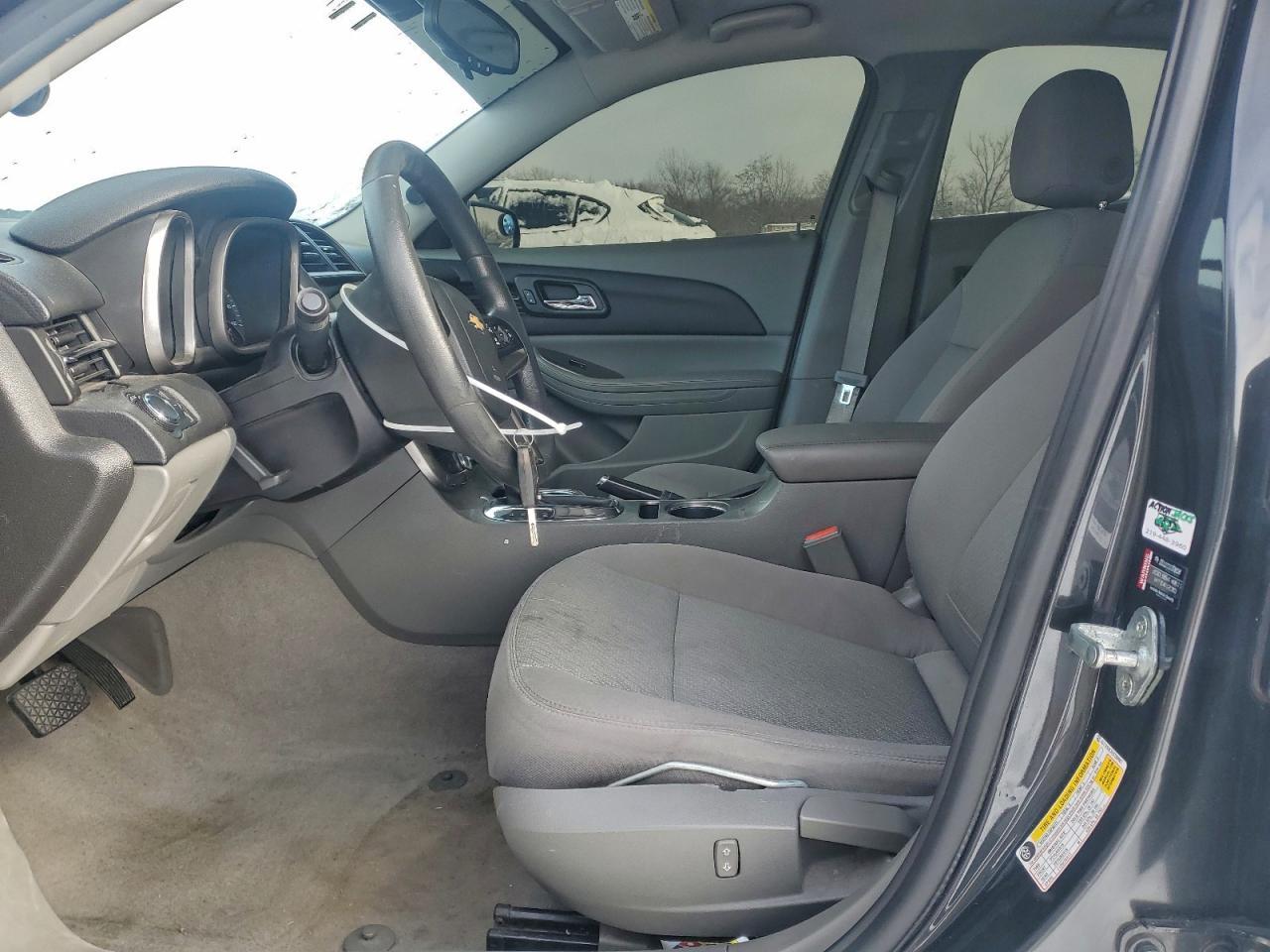 2014 Chevrolet Malibu Ls - zdjęcie 7