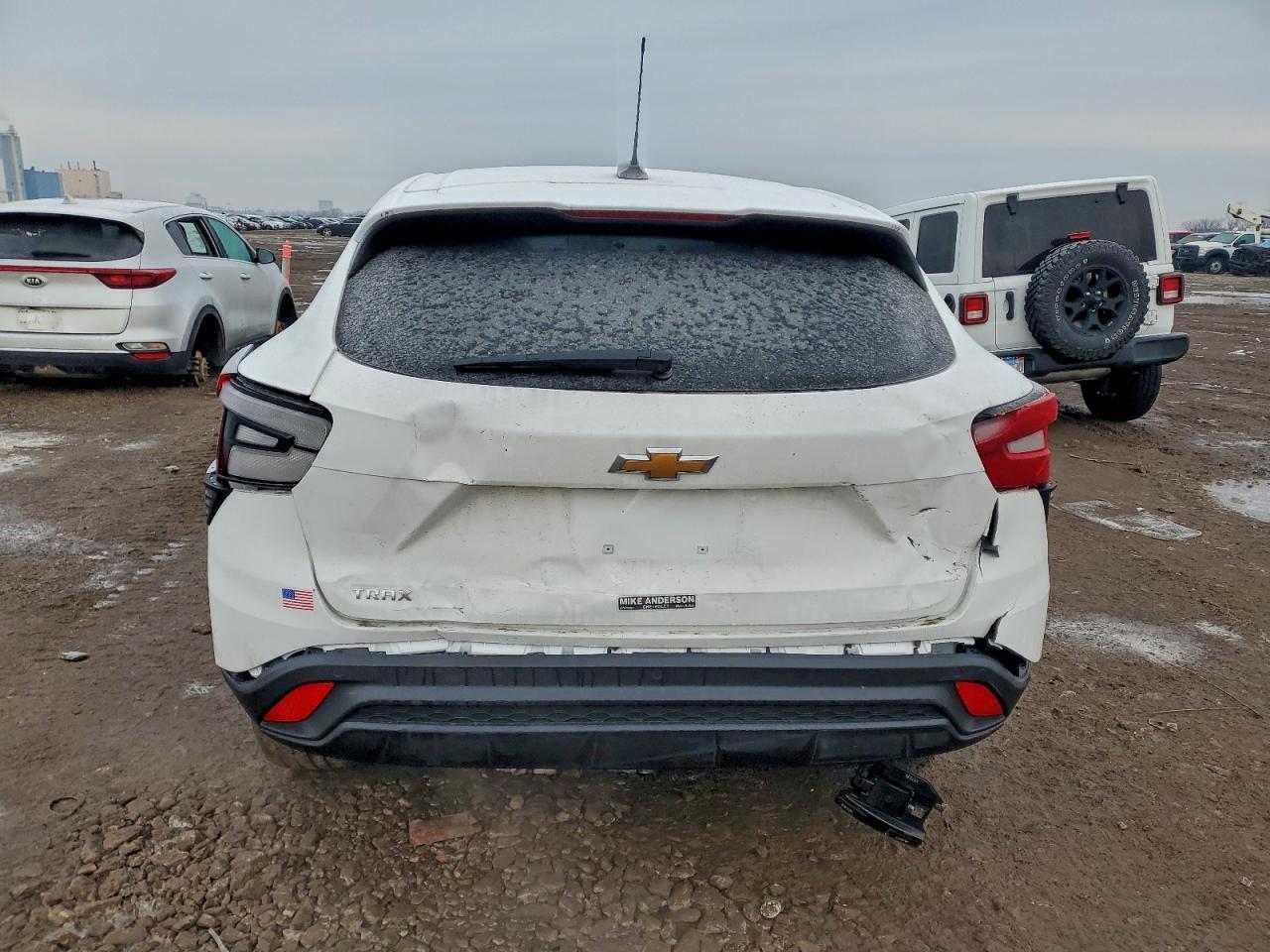 2025 Chevrolet Trax Ls - zdjęcie 6