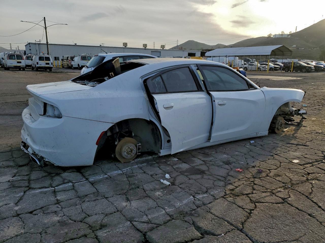 2017 Dodge Charger Se - zdjęcie 3
