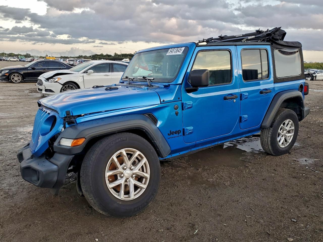 2023 Jeep Wrangler Sport - zdjęcie główne