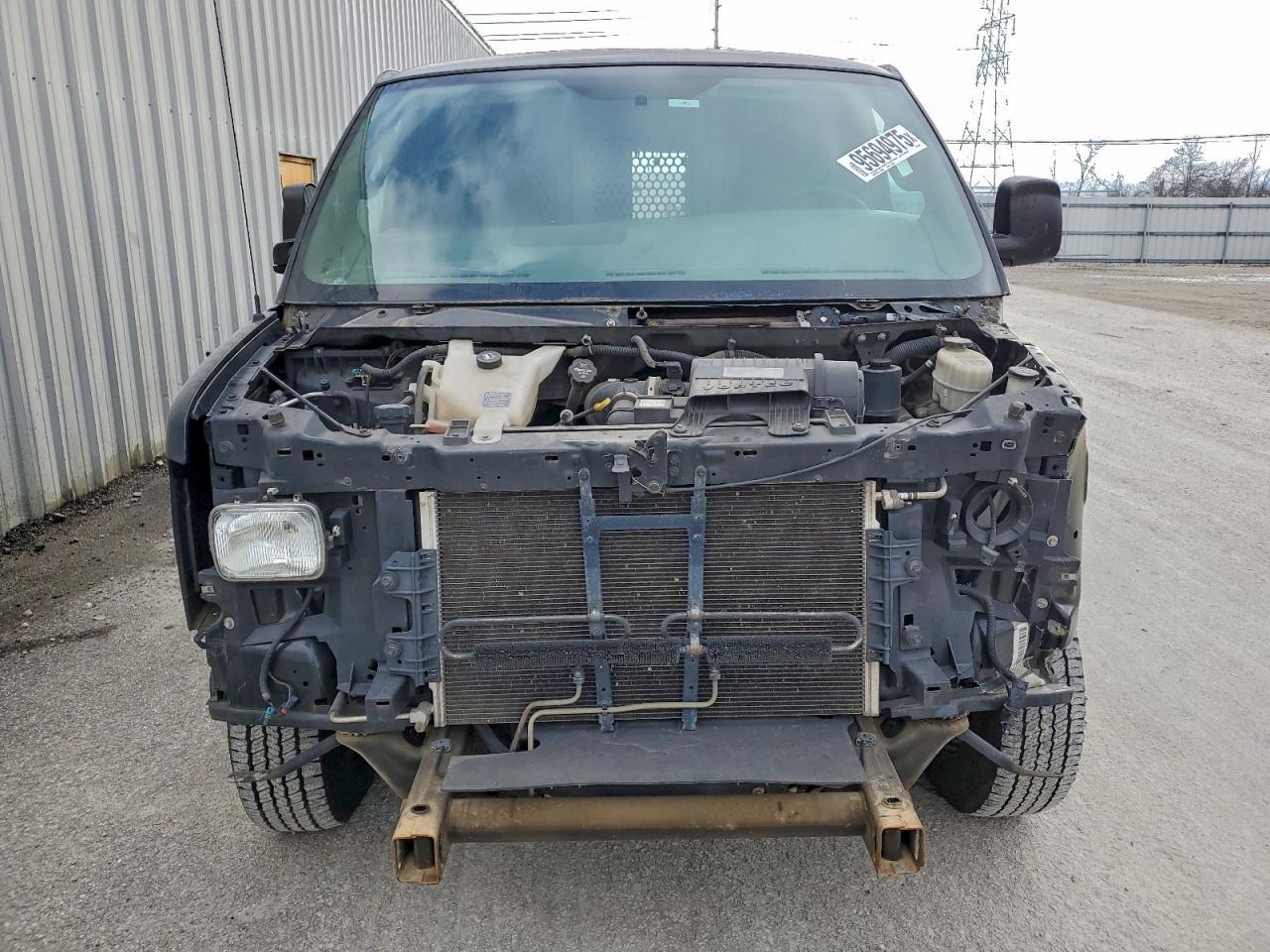 2017 Chevrolet Express G2500 - zdjęcie 5