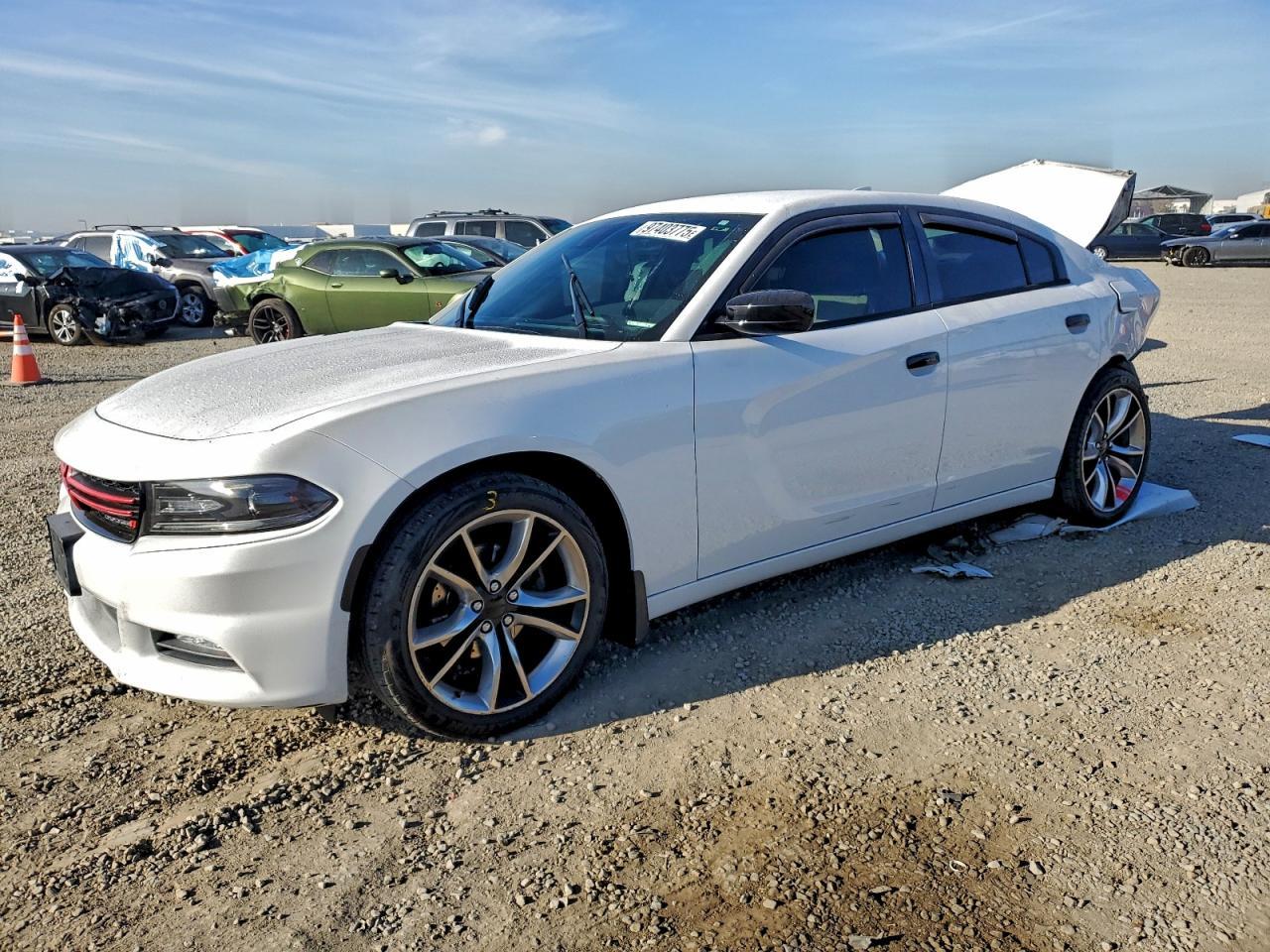 2015 Dodge Charger Sxt - zdjęcie główne