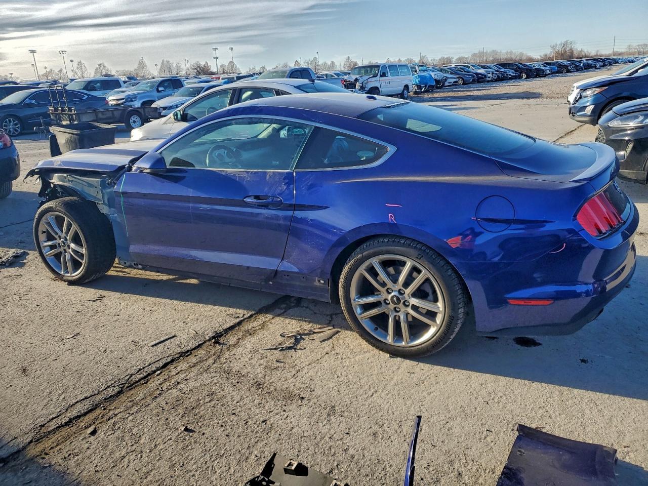 2016 Ford Mustang - zdjęcie 2