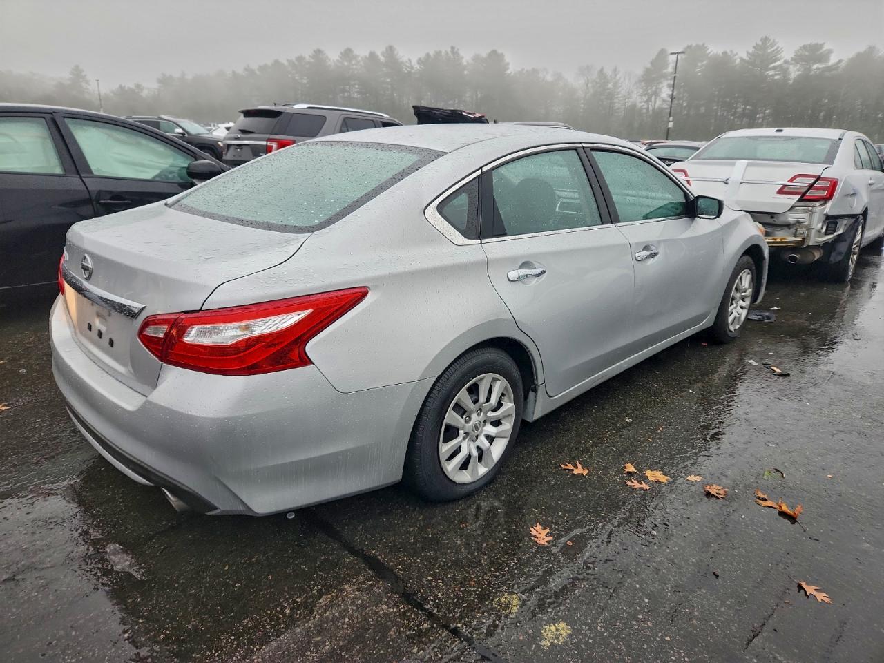 2017 Nissan Altima 2.5 - zdjęcie 3
