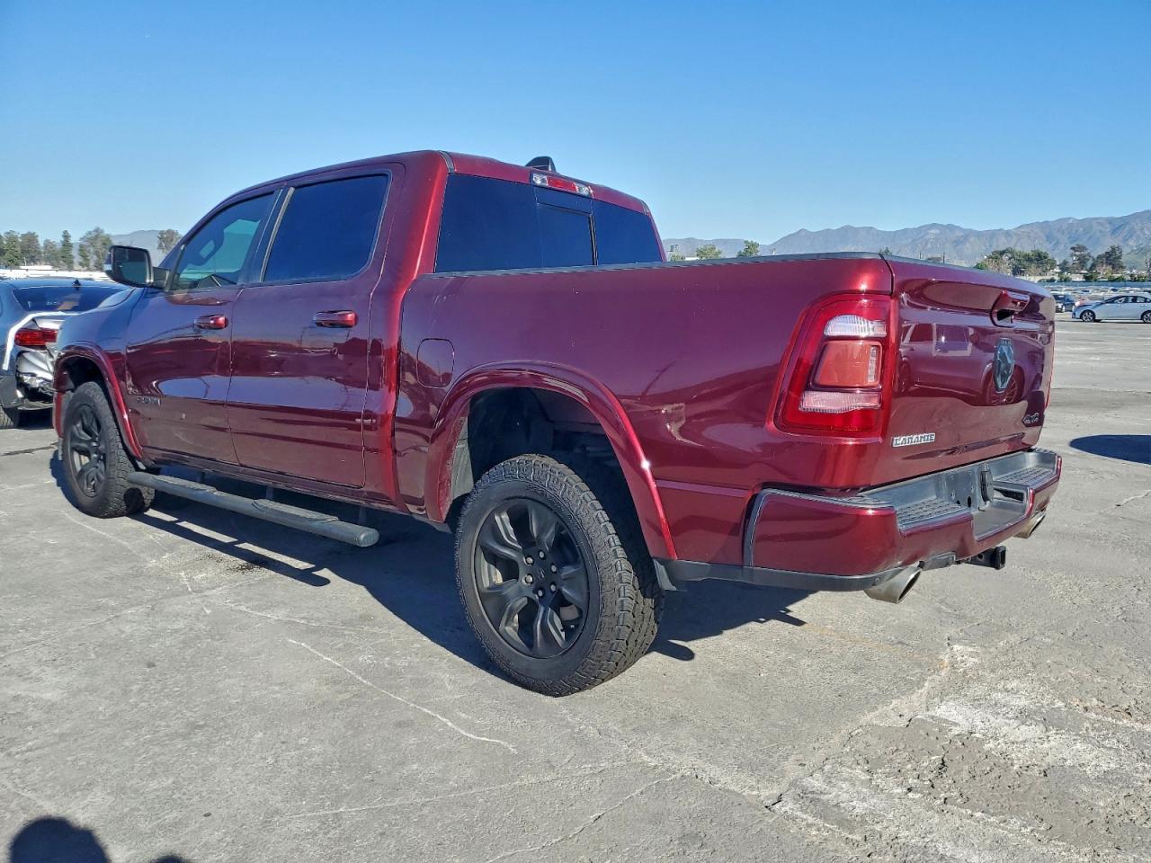 2019 Ram 1500 Laramie - zdjęcie 2
