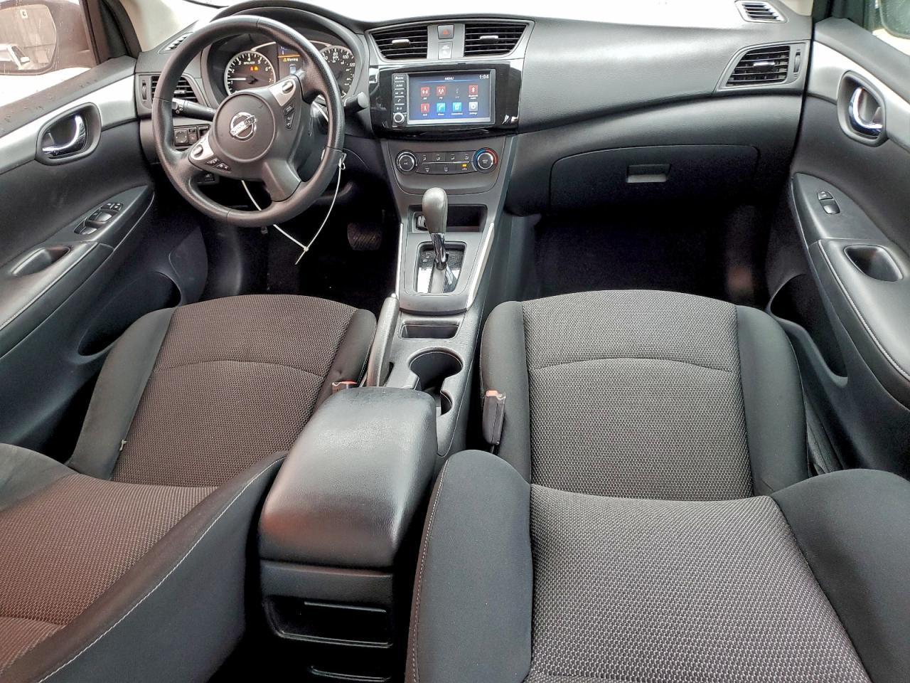 2019 Nissan Sentra S - zdjęcie 8