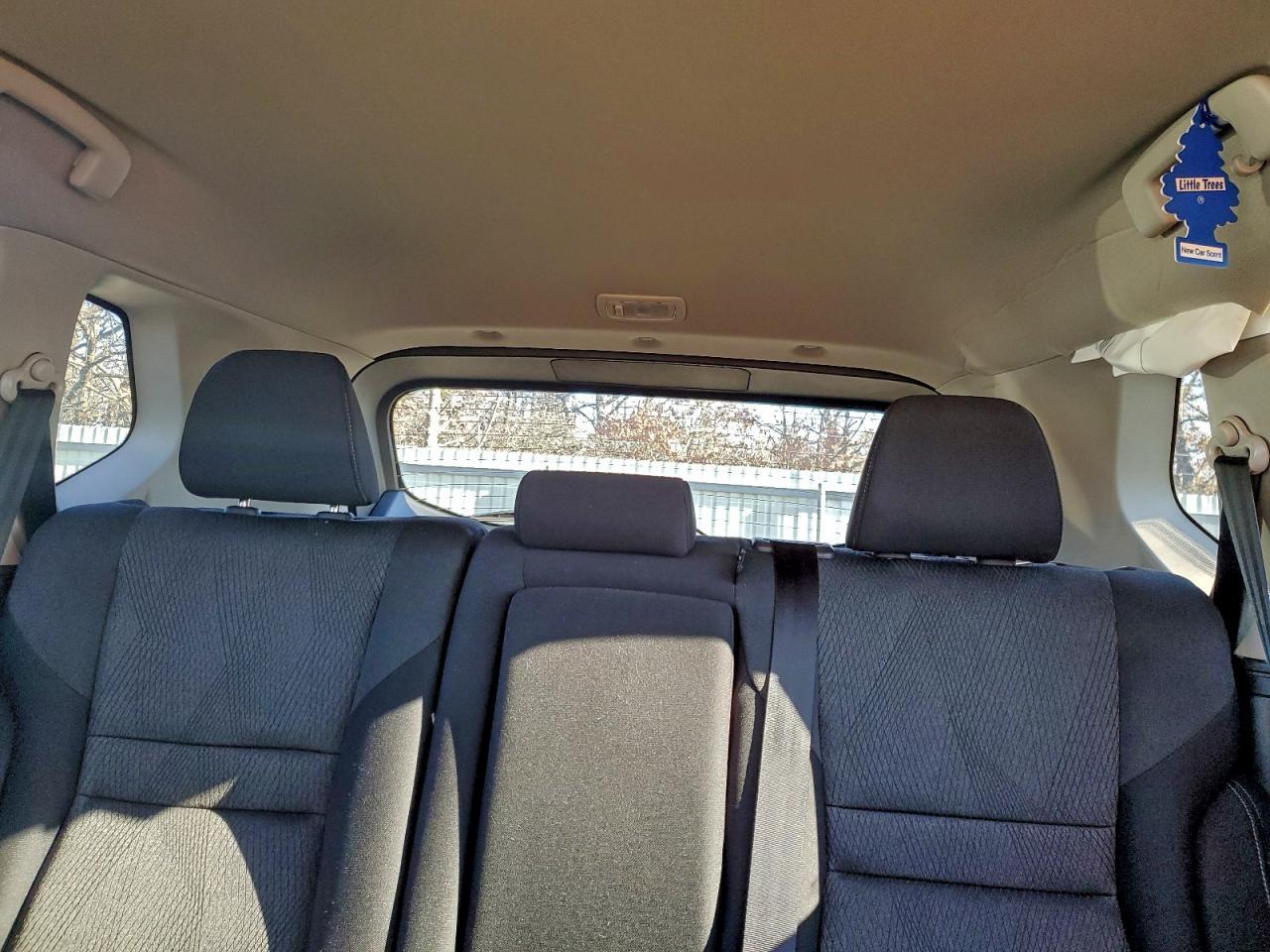 2024 Nissan Rogue Sv - zdjęcie 10