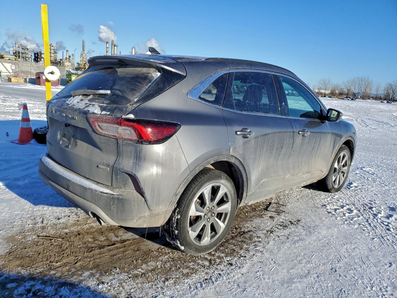 2024 Ford Escape Platinum - zdjęcie 3