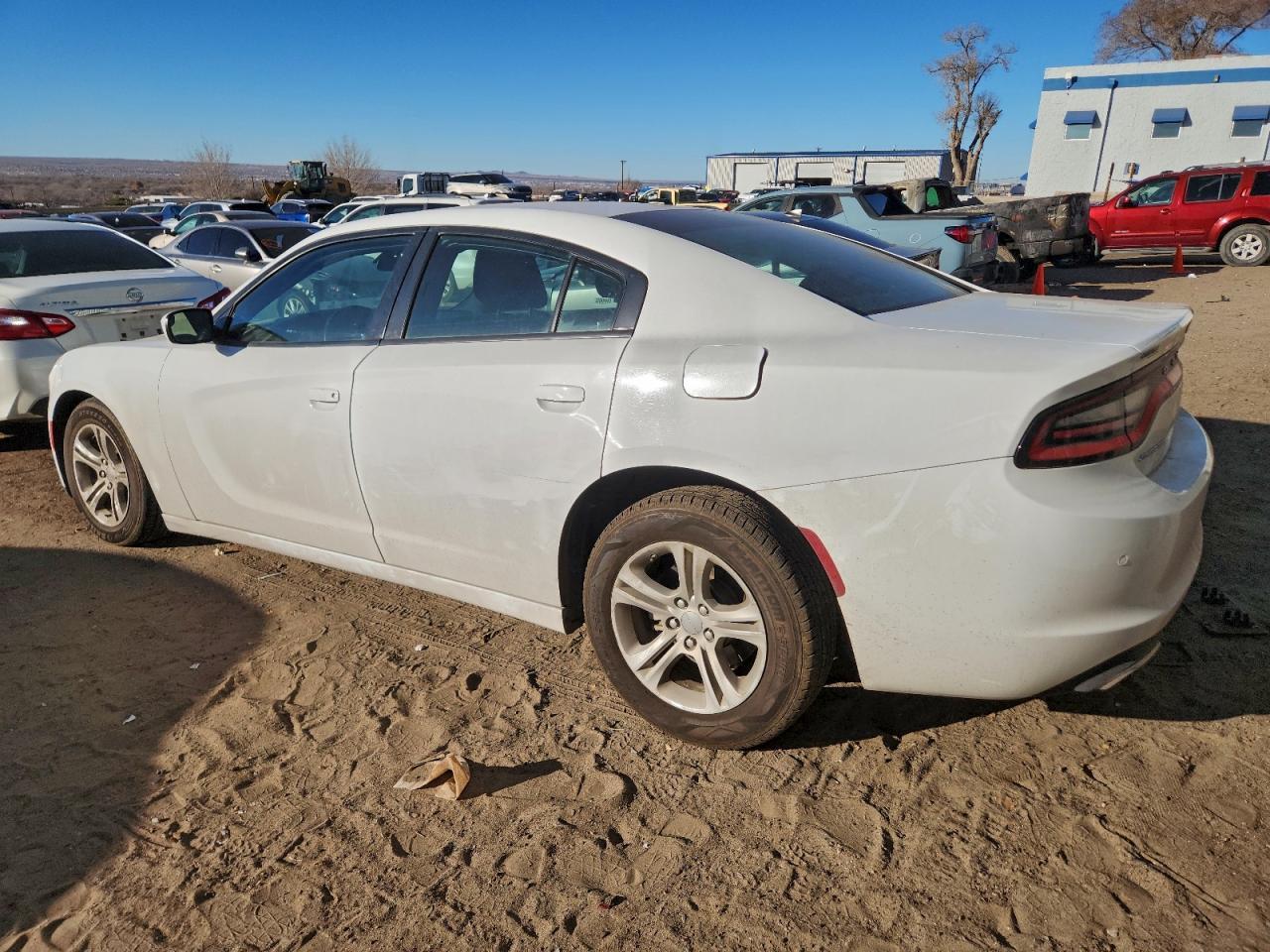 2022 Dodge Charger Sxt - zdjęcie 2