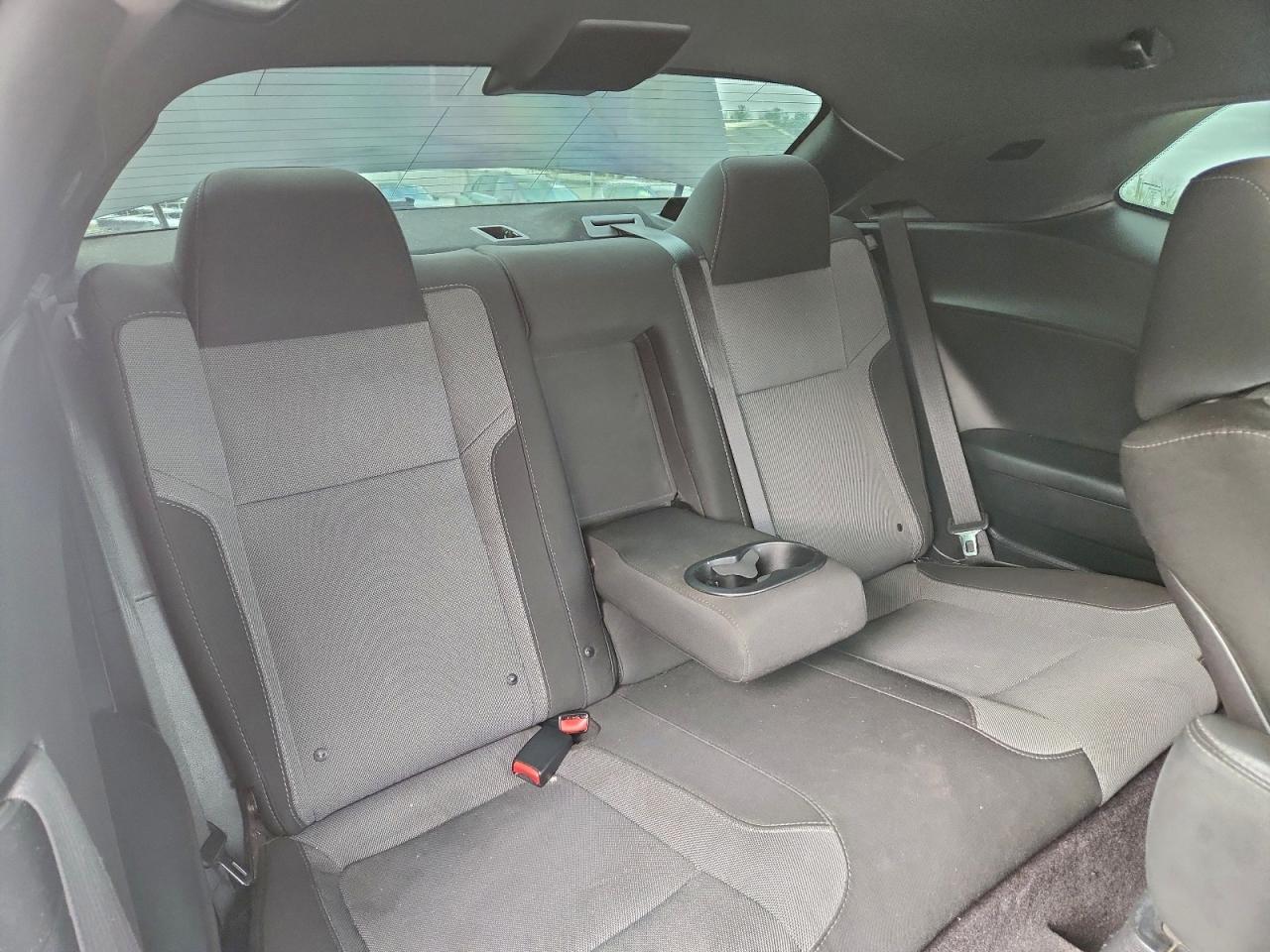 2016 Dodge Challenger R/T - zdjęcie 10