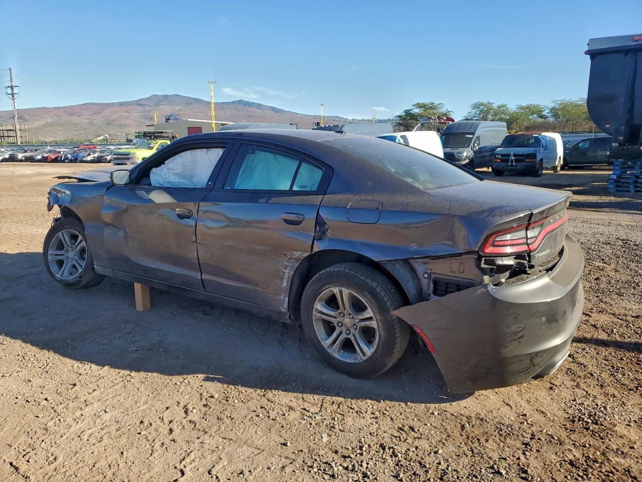 2021 Dodge Charger Sxt - zdjęcie 2