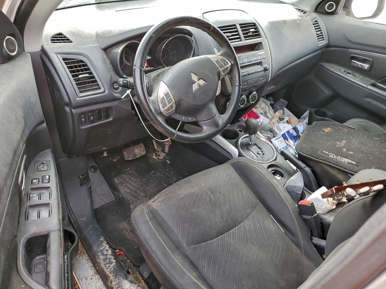 2013 Mitsubishi Outlander Sport Se - zdjęcie 8