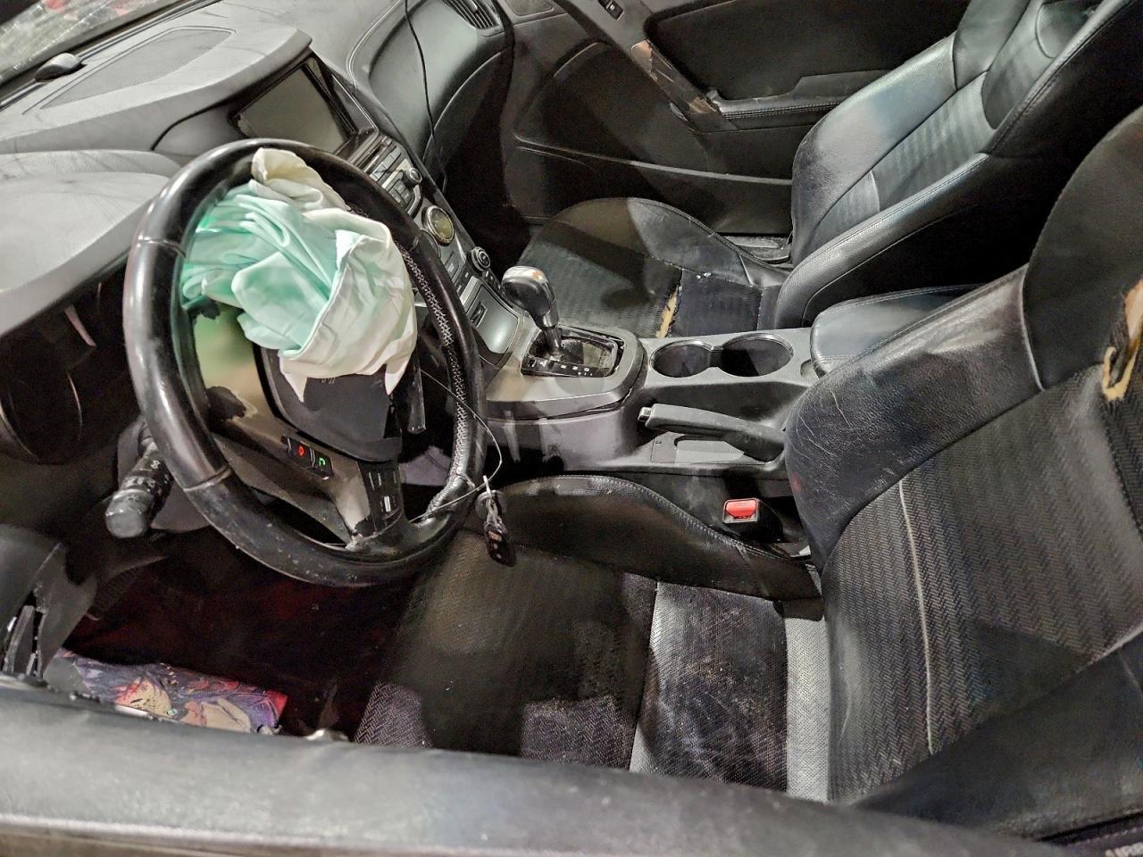 2013 Hyundai Genesis Coupe 2.0T - zdjęcie 7