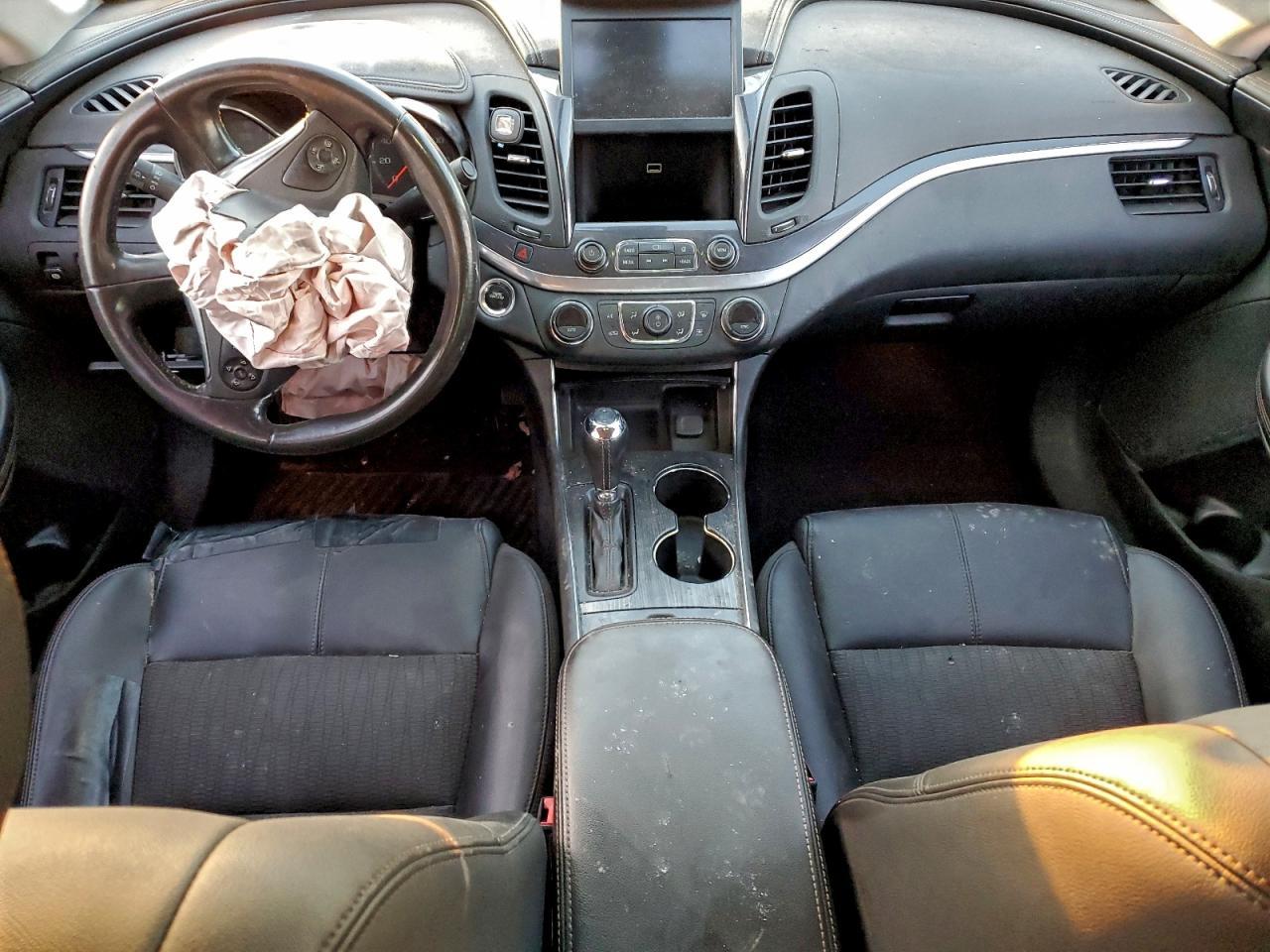 2019 Chevrolet Impala Lt - zdjęcie 8