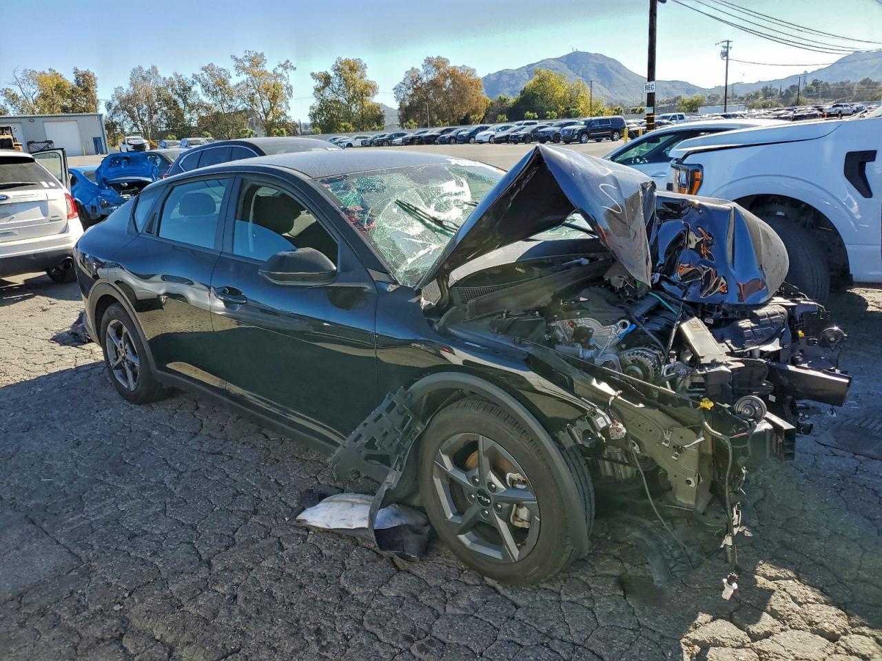 2025 Kia K4 Lx - zdjęcie 4