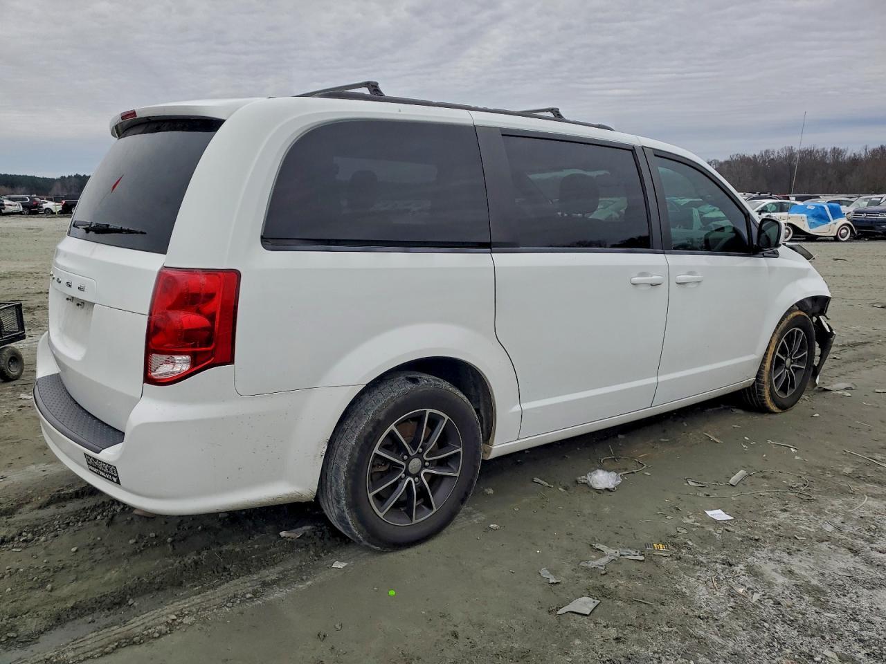 2019 Dodge Grand Caravan Sxt - zdjęcie 3