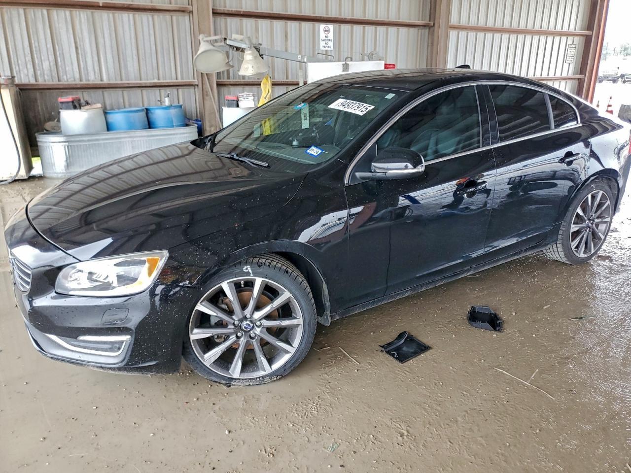 2015 Volvo S60 Platinum - zdjęcie główne