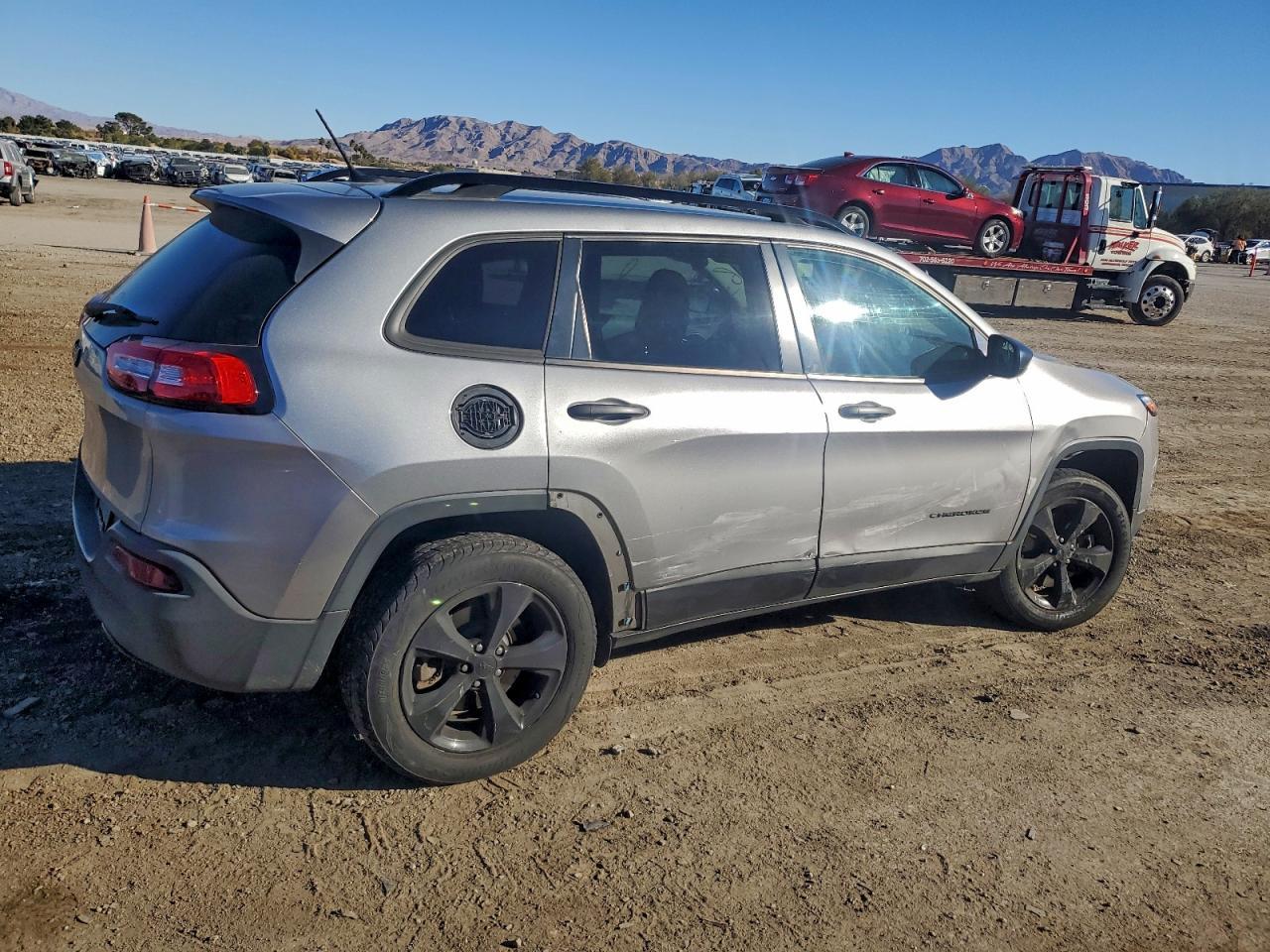 2017 Jeep Cherokee - zdjęcie 3