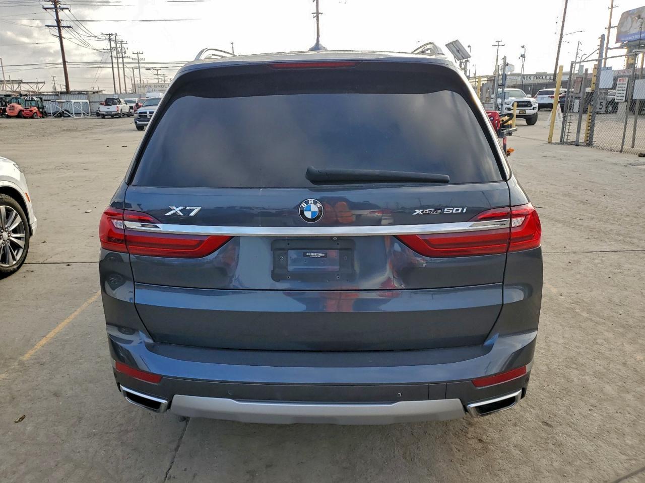 2019 BMW X7 xDrive50I - zdjęcie 6