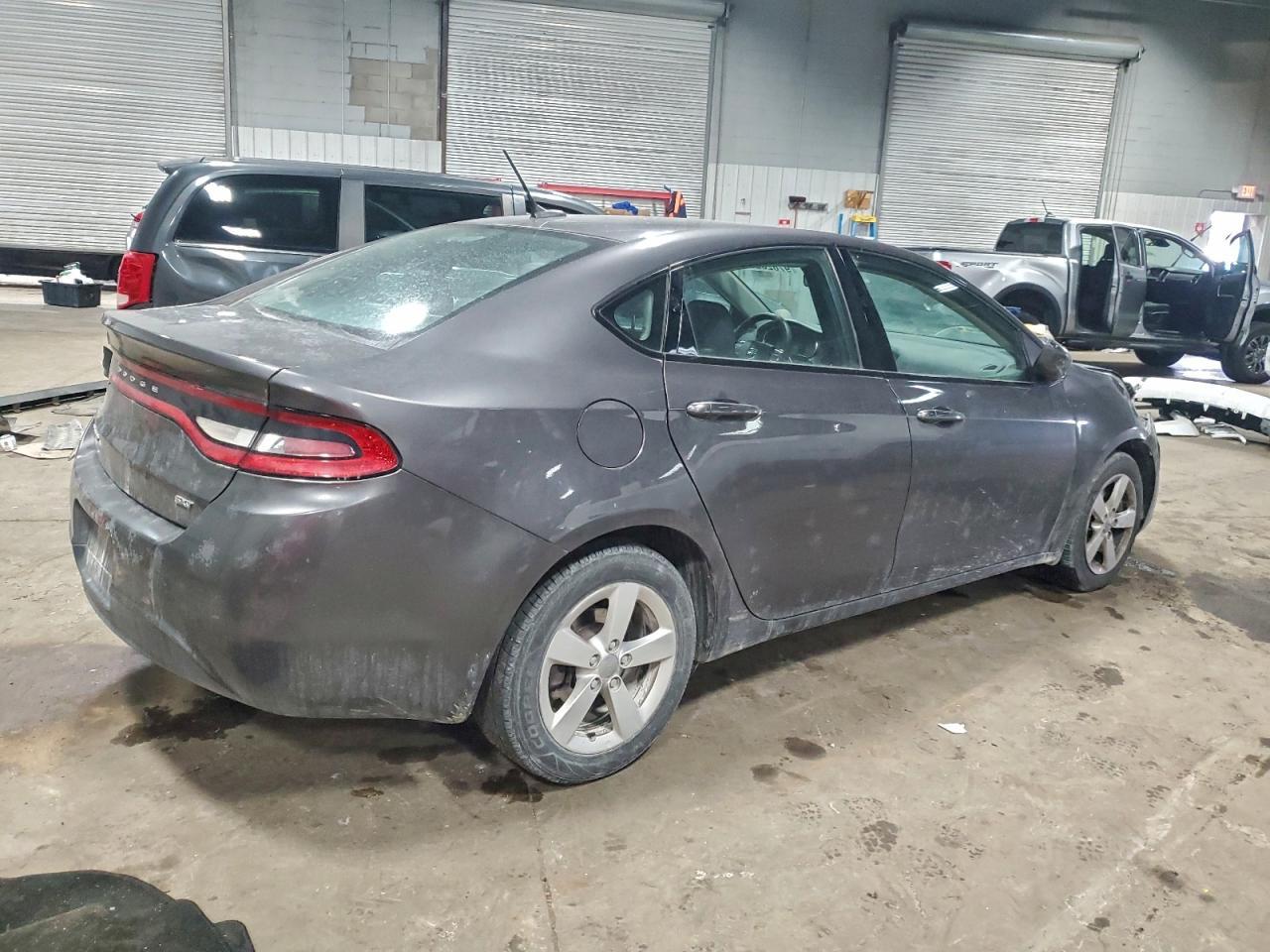 2015 Dodge Dart Sxt - zdjęcie 3