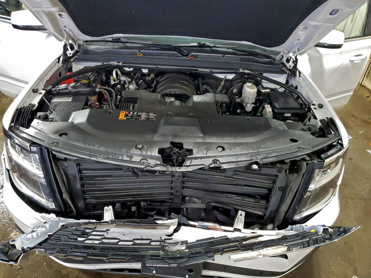 2018 Chevrolet Tahoe K1500 Ls - zdjęcie 12