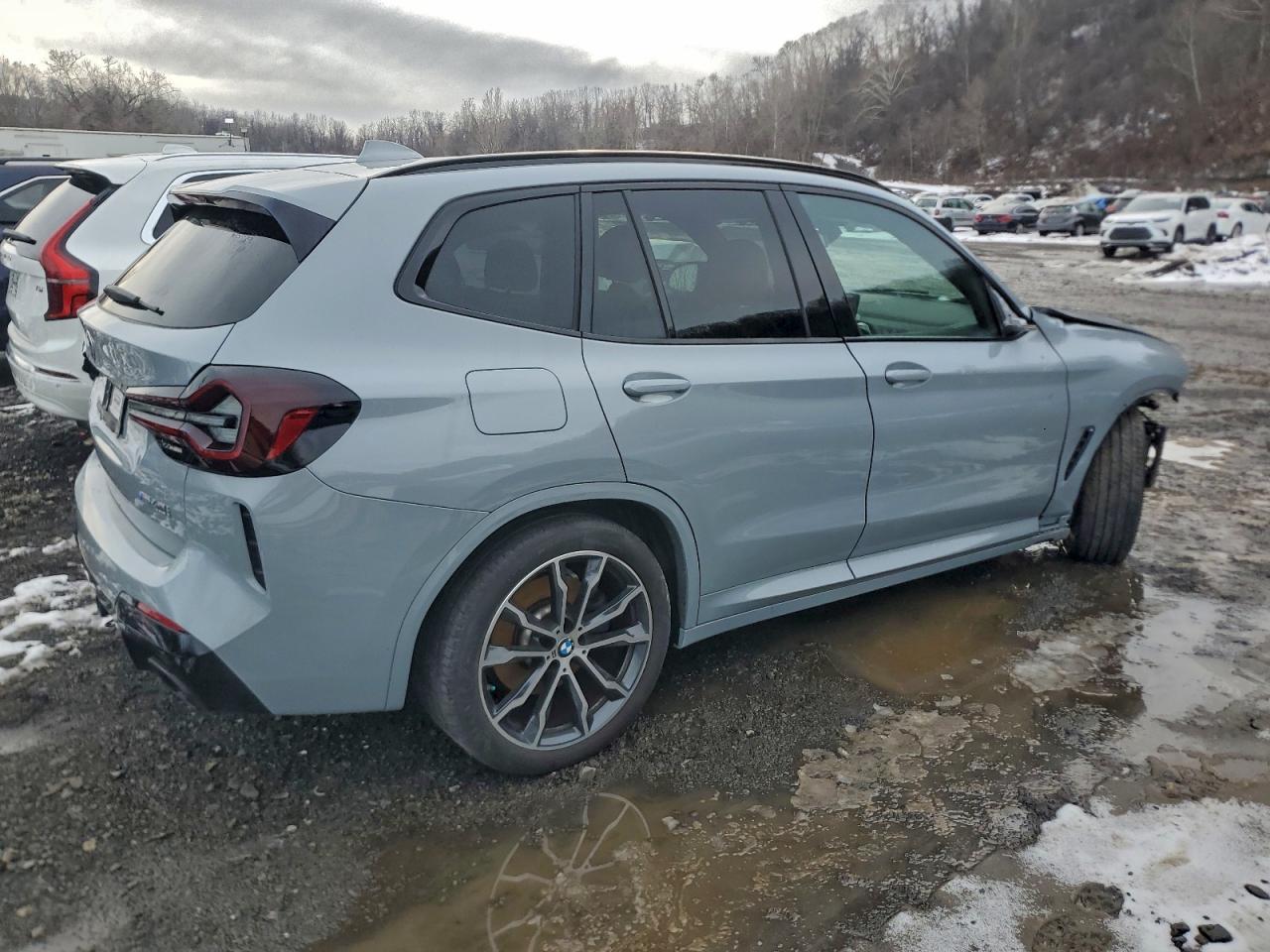 2022 BMW X3 M40I - zdjęcie 3