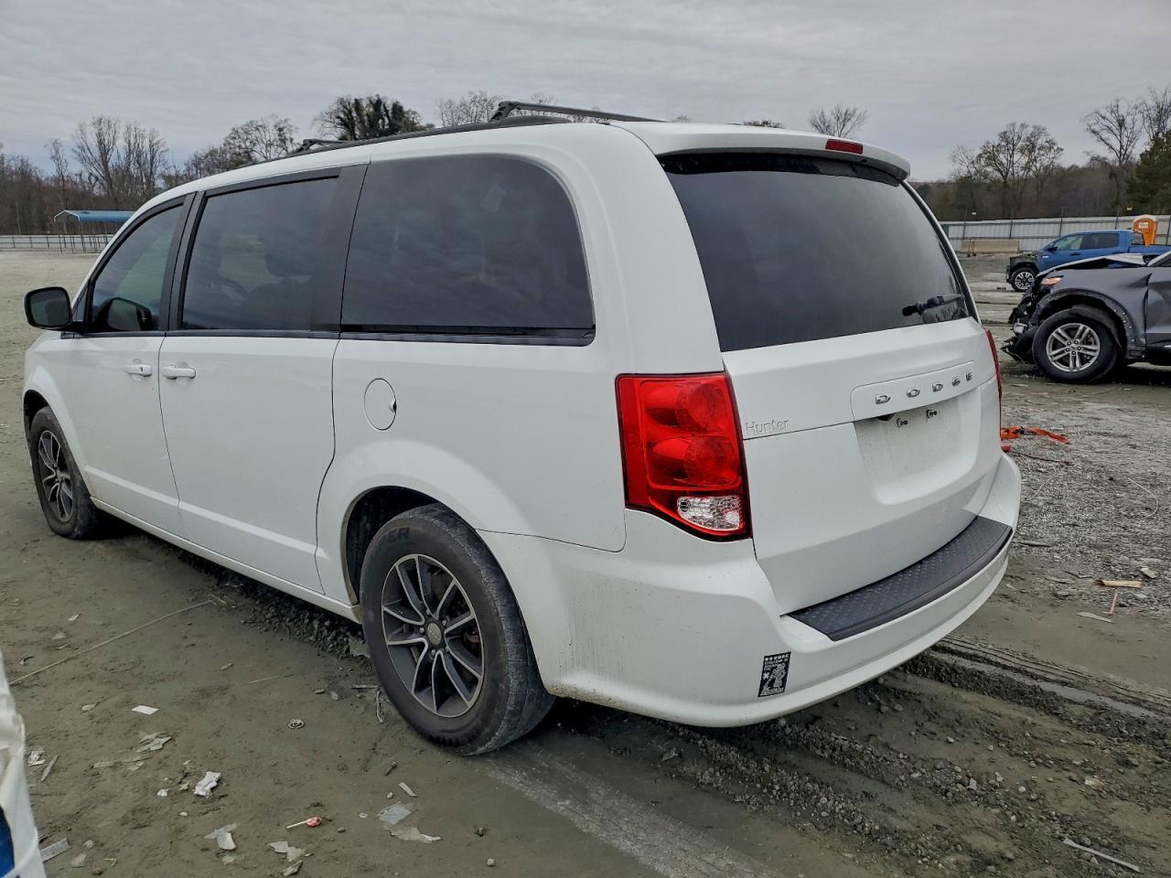 2019 Dodge Grand Caravan Sxt - zdjęcie 2