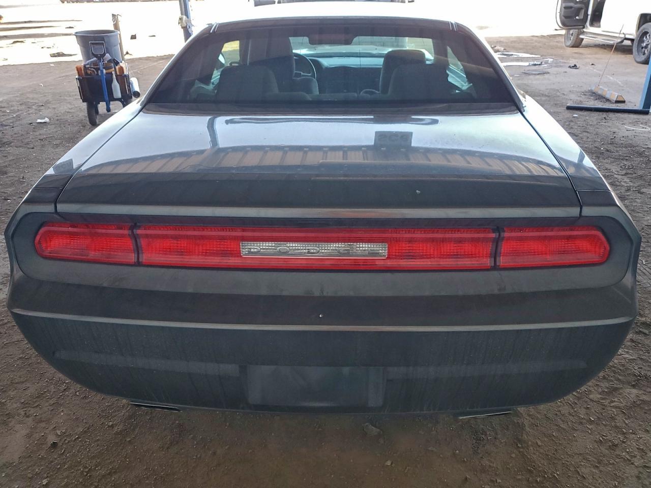 2014 Dodge Challenger Sxt - zdjęcie 6