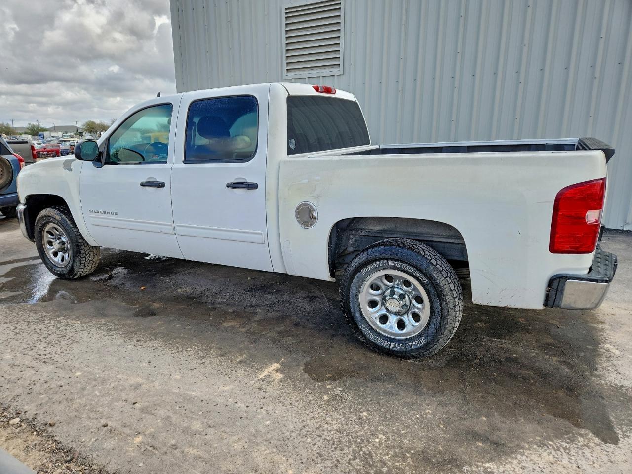 2013 Chevrolet Silverado C1500 Ls - zdjęcie 2