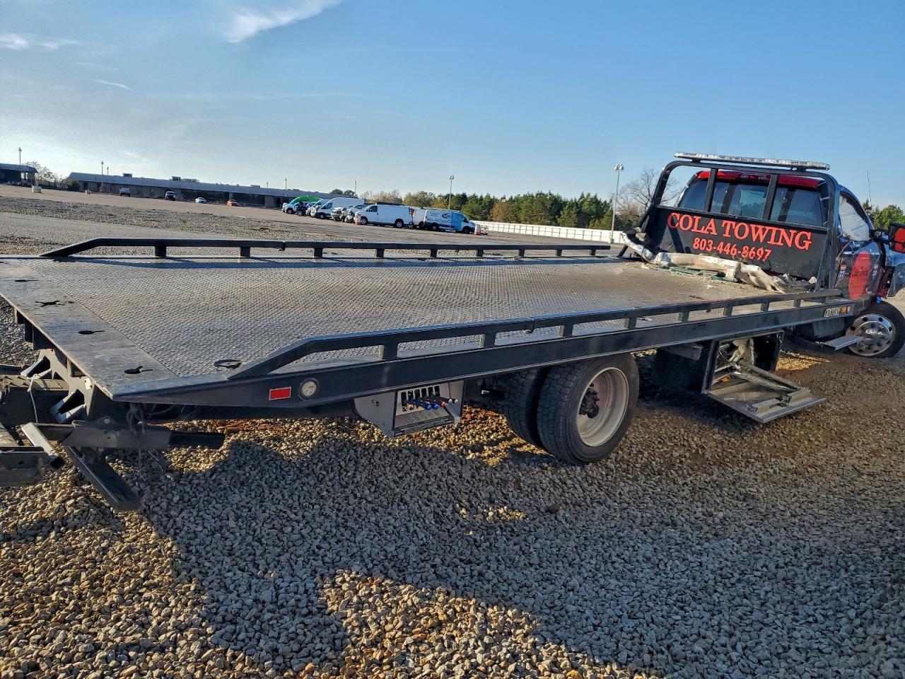 2022 Chevrolet Silverado Medium Duty - zdjęcie 3