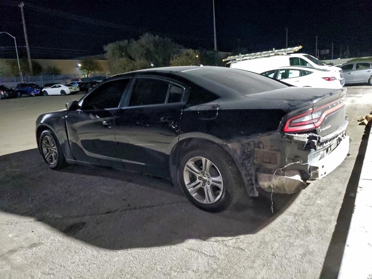 2020 Dodge Charger Sxt - zdjęcie 2