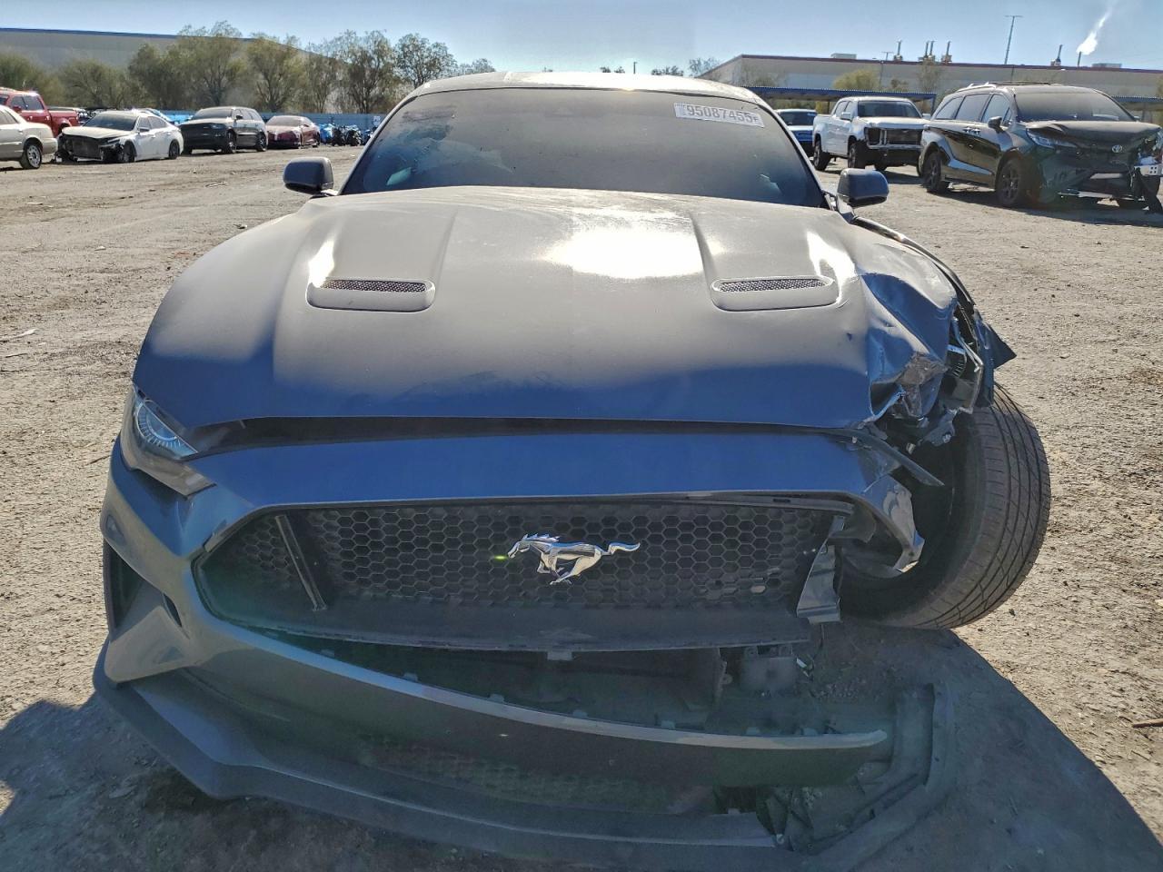 2021 Ford Mustang Gt - zdjęcie 5