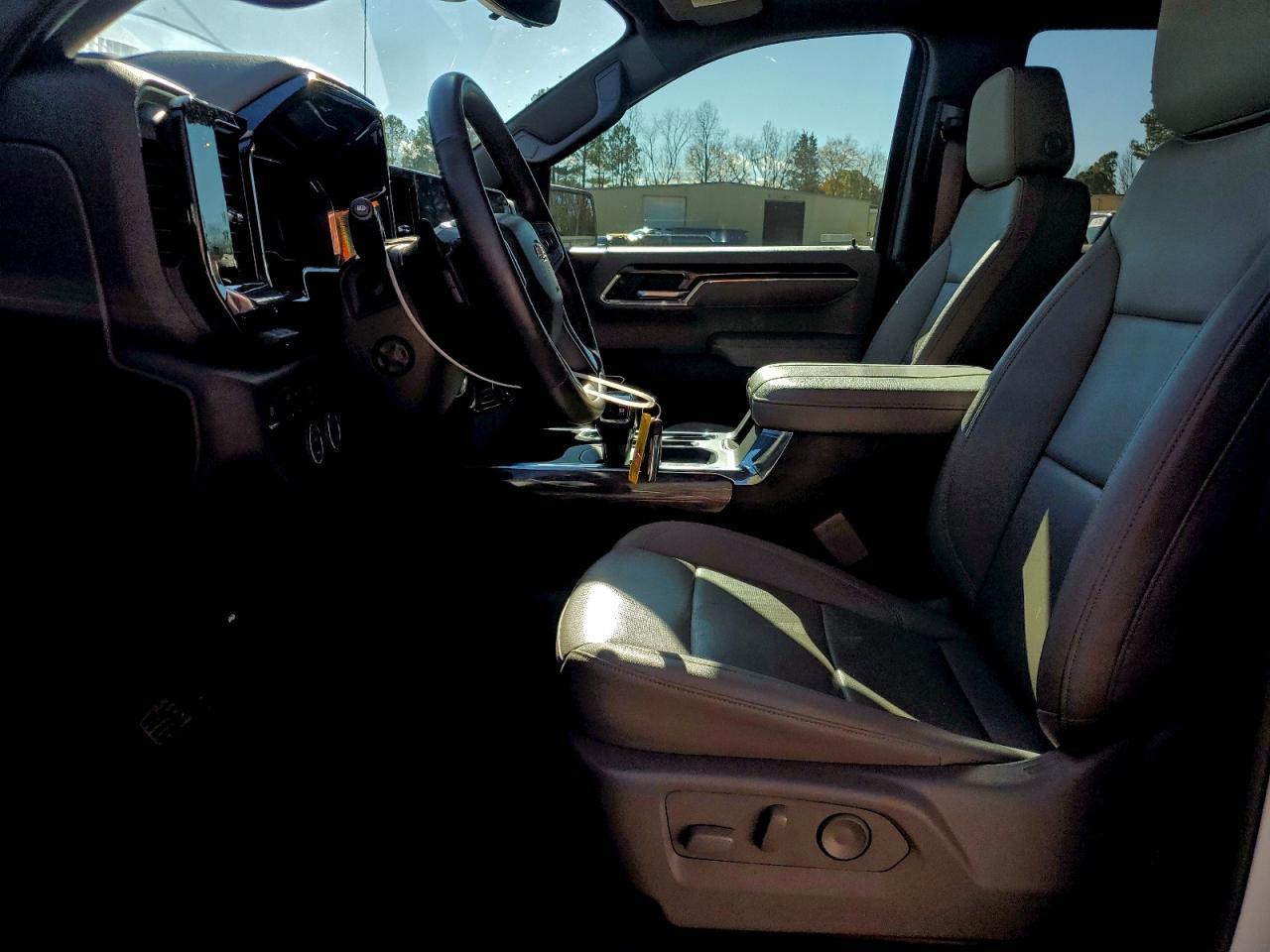 2023 Chevrolet Silverado K1500 Ltz - zdjęcie 7