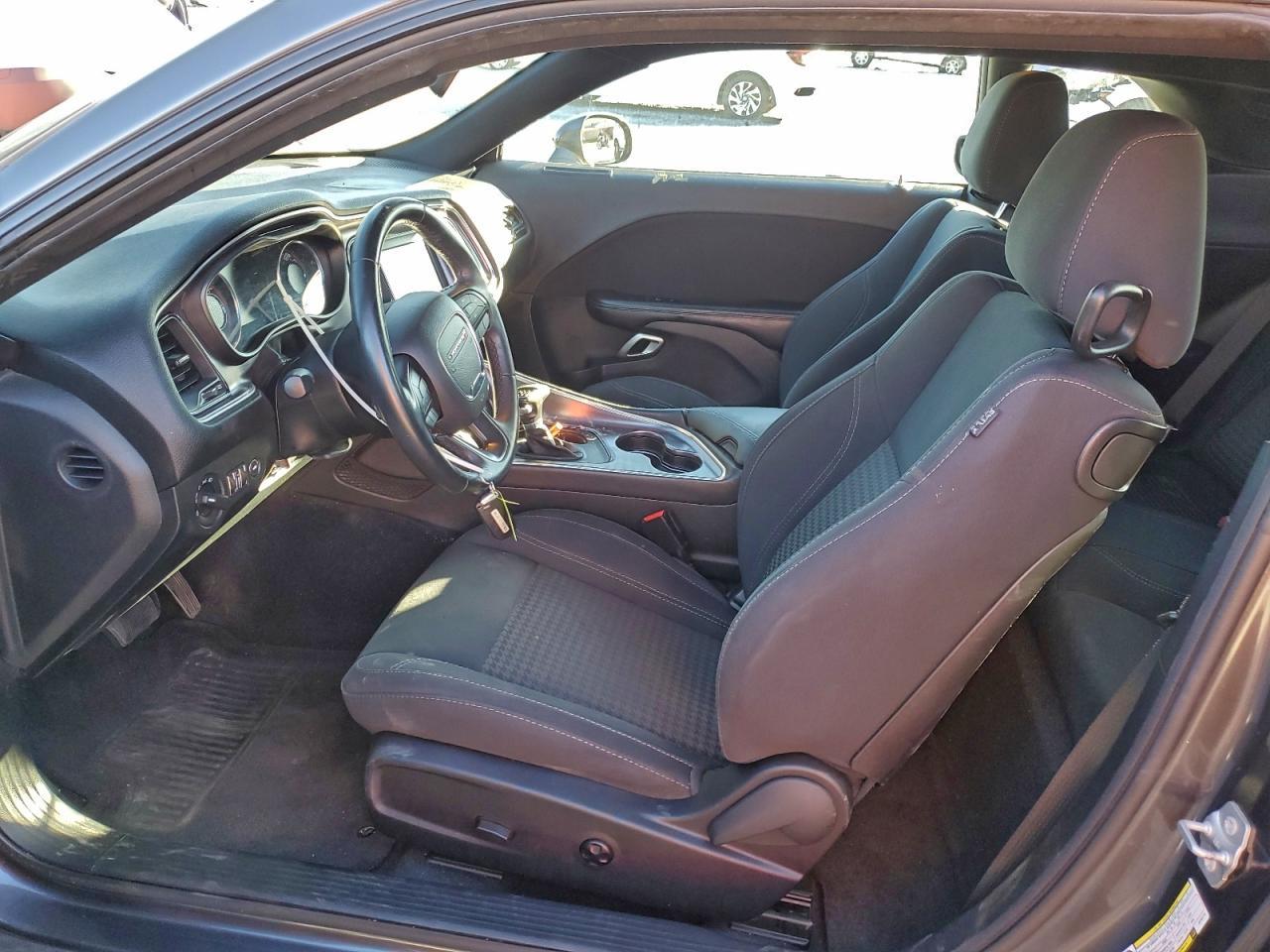 2018 Dodge Challenger Sxt - zdjęcie 7