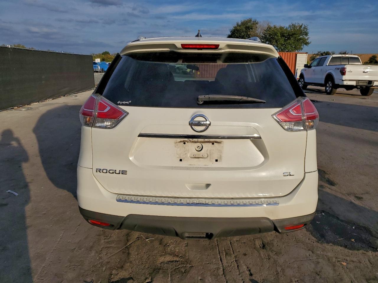 2015 Nissan Rogue S - zdjęcie 6