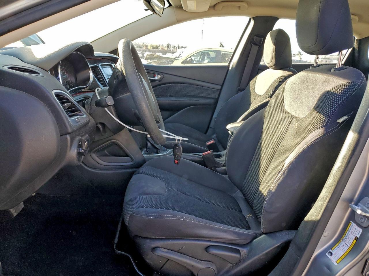 2015 Dodge Dart Sxt - zdjęcie 7