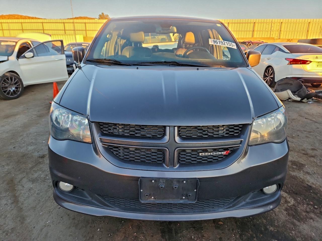 2019 Dodge Grand Caravan Gt - zdjęcie 5