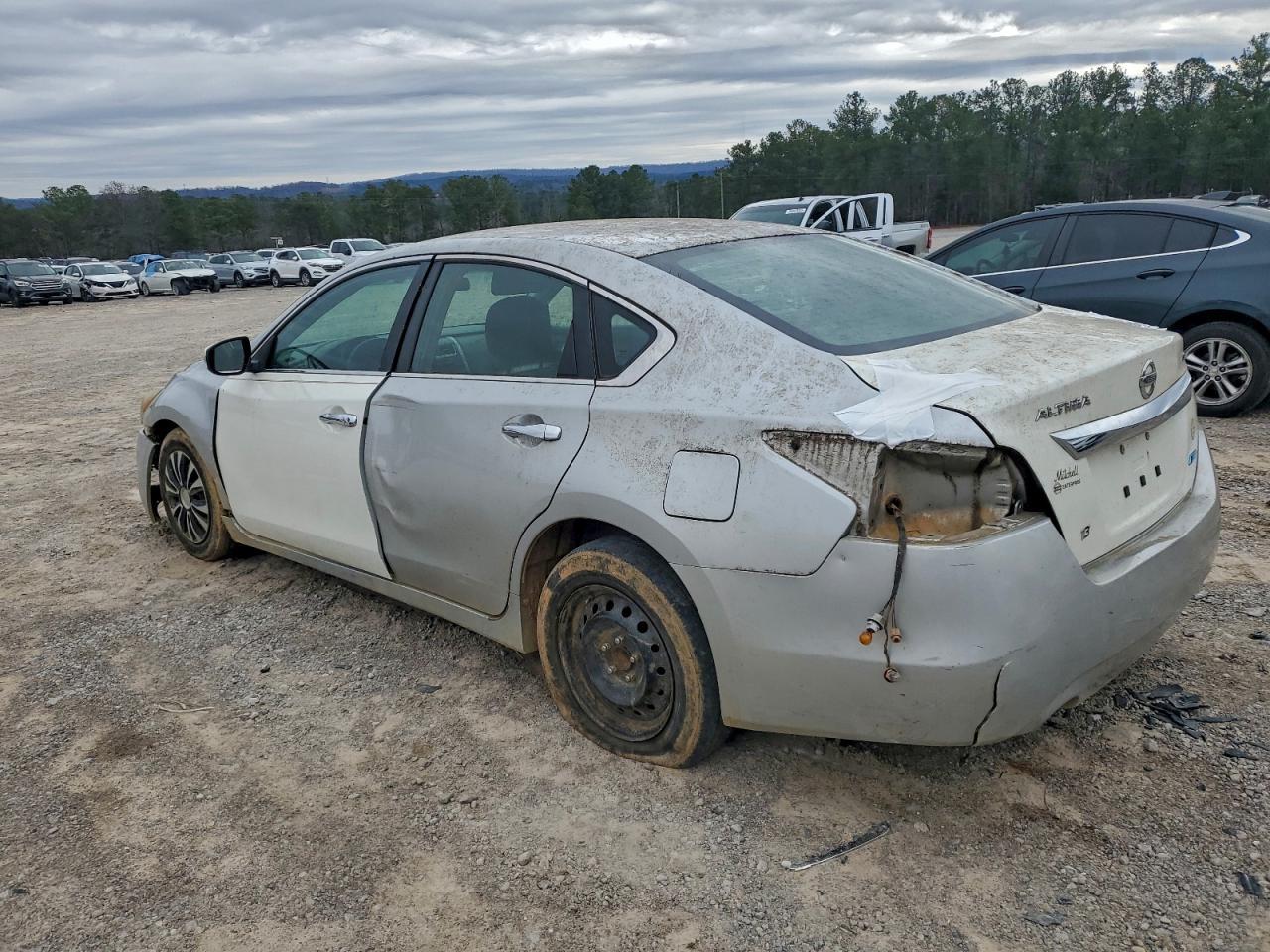 2013 Nissan Altima 2.5 - zdjęcie 2