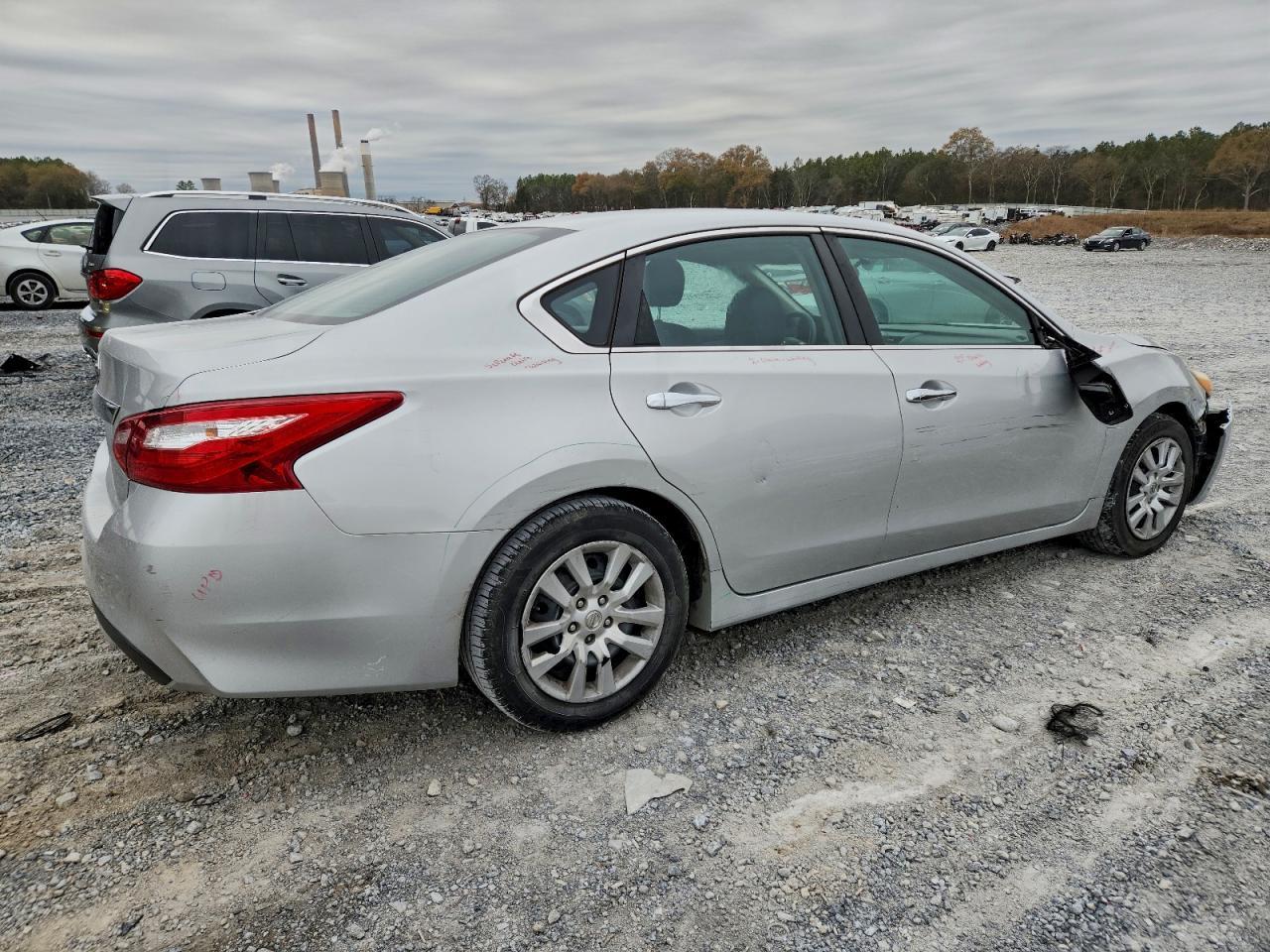 2017 Nissan Altima 2.5 - zdjęcie 3