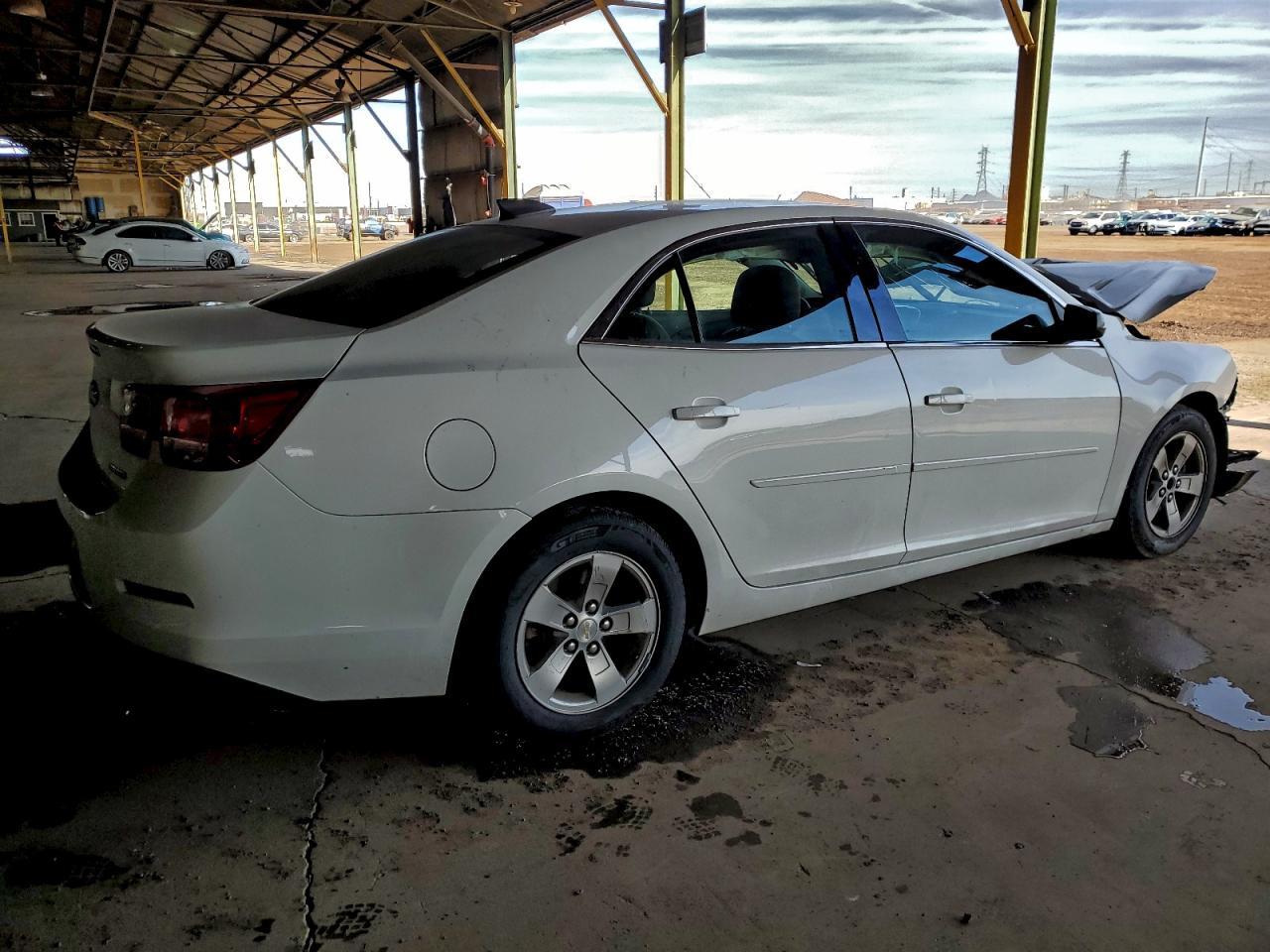 2015 Chevrolet Malibu Ls - zdjęcie 3