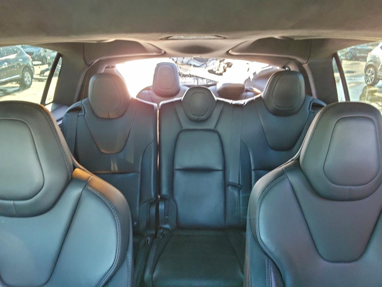 2018 Tesla Model X - zdjęcie 10