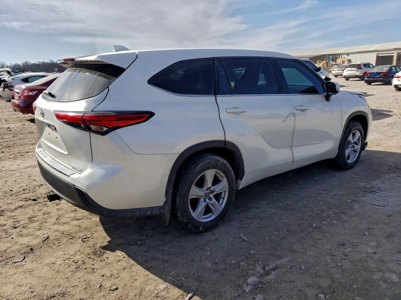 2020 Toyota Highlander L - zdjęcie 3
