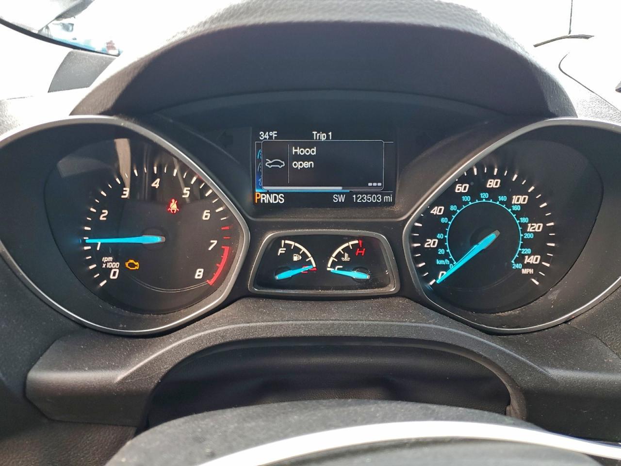 2015 Ford Escape - zdjęcie 9