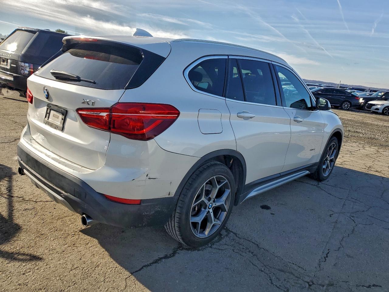 2018 BMW X1 - zdjęcie 3