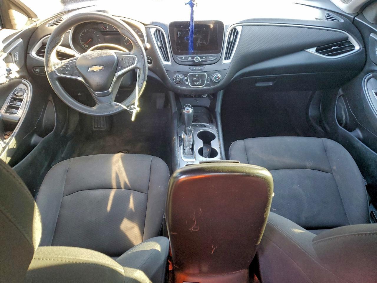 2020 Chevrolet Malibu Ls - zdjęcie 8