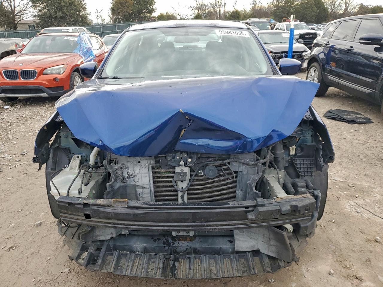 2016 Nissan Sentra S - zdjęcie 5